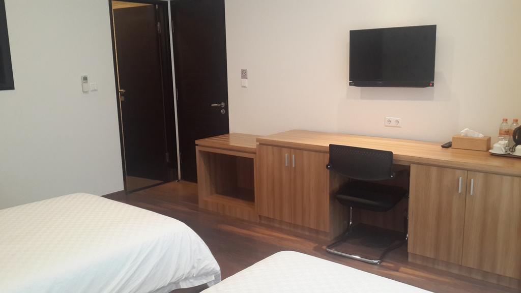 Dago Teuku Angkasa 14 Hotel Bandung Bilik gambar